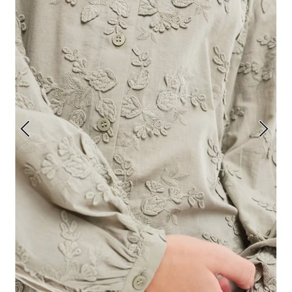& OTHER STORIES Womens 10 Voluminous Floral Appliqué Blouse in Sage Green - Picture 2 of 14